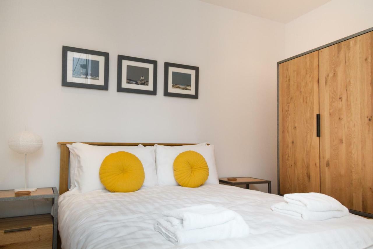 2 Bed Apartment At Quartermile Edinburgh Buitenkant foto