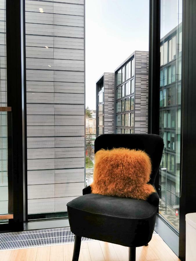 2 Bed Apartment At Quartermile Edinburgh Buitenkant foto